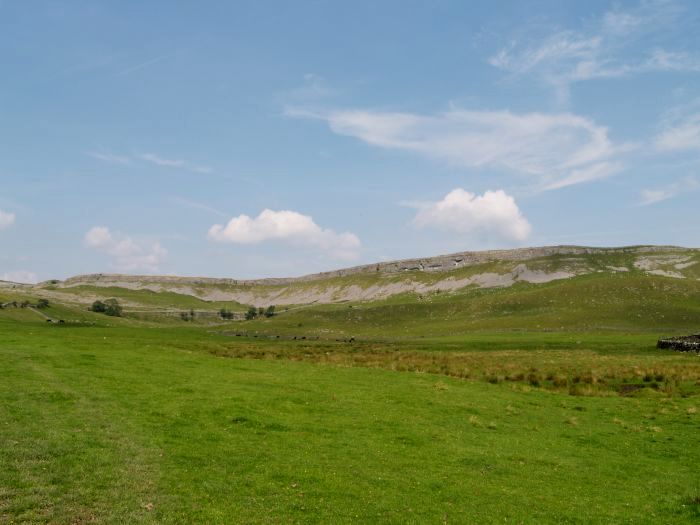 Crummack Dale Austwick Walk