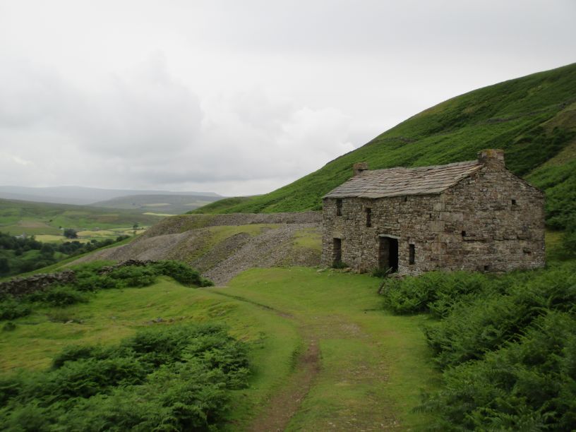 The blacksmith's smithy just above Crackpot Hall Walking in Swaledale Muker to Keld
