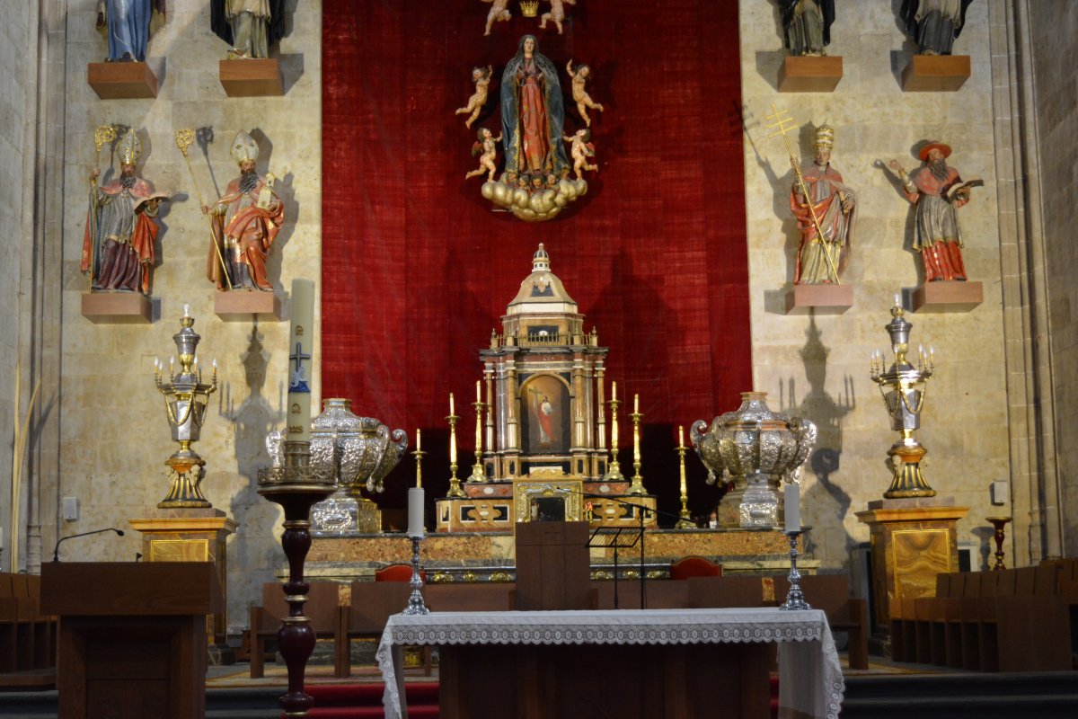  Salamanca Cathedral, Spain