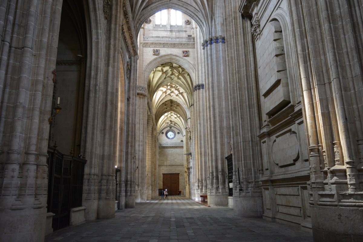  Salamanca Cathedral, Spain