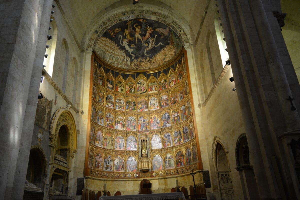  Salamanca Cathedral, Spain