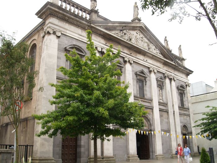 Holy Trinity RC Cathedral, Waterford, entrance in Barronstrand Street dates from ~1773 and was designed by John Roberts, who also designed Christ Church Cathedral and much more of the Georgian buildings and architecture of Waterford