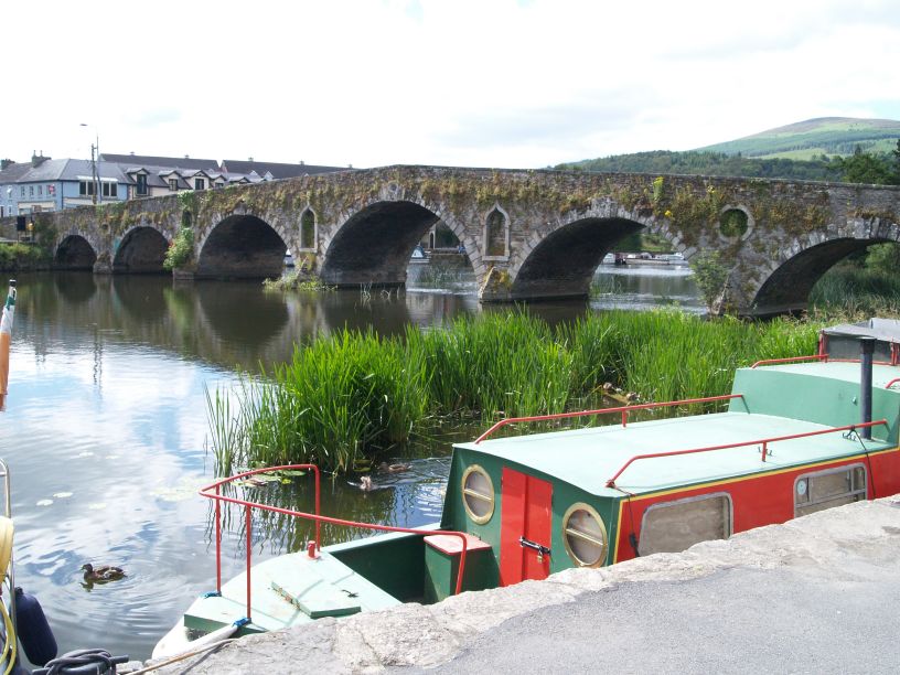 The bridge over the River Barrow in Graiguenamanagh from The Quay walk start Walk from Graiguenamanagh to St Mullins, Co. Kilkenny