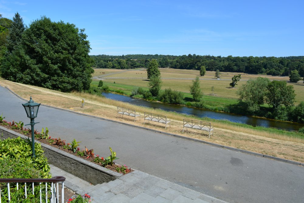 Walk in Ballylinch Stud Farm to Mount Juliet Hotel, Co. Kilkenny