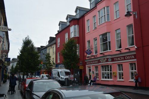pink O'Donovan Hotel and Restaurant, Pearse Street,  Clonakilty, Co. Cork, West of Ireland