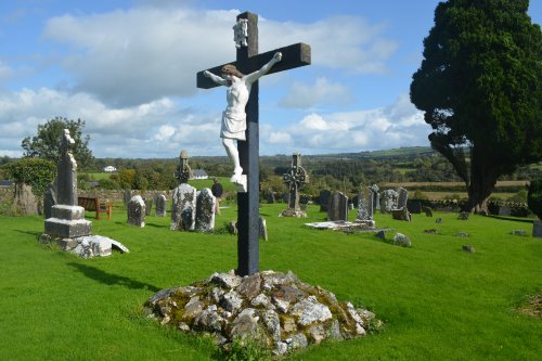 Ahenny High Crosses in Kil Clispeen churchyard, ancient monastic site of Kilclispen, Lingaum valley near the Slievenamon Hills Ahenny High Crosses, Co. Tipperary, Ireland