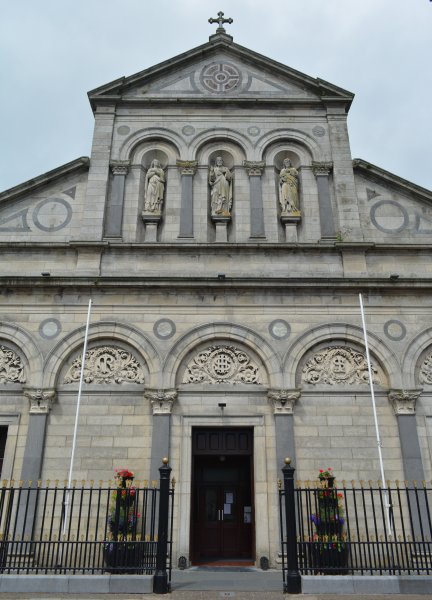 The facade and entrance to St Nicholas Church, Carrick-on-Suir