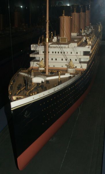 Liverpool Maritime Museum: Builder's model of the steamships Olympic/Titanic from 1910