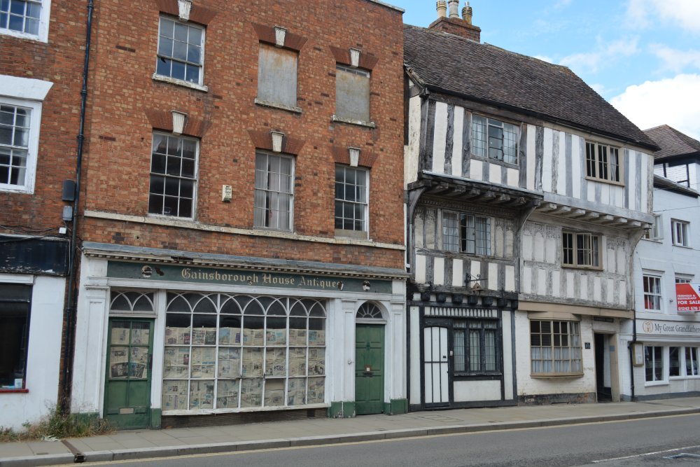 81 Church Street Gainsborough House Antiques timber-framed houses, No 82 and 83 Craik House Tewkesbury market town Gloucestershire England