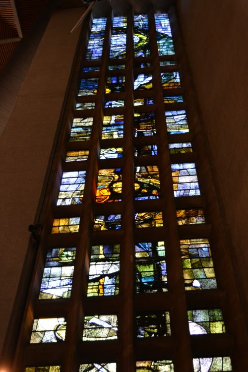 modern Coventry Cathedral new