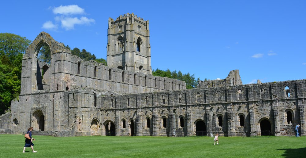 west view of Fountains Abbey ruins