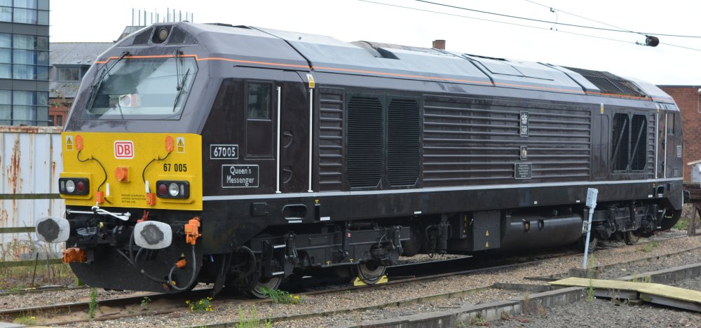 Class 67 diesel locomotive 67005 Queen's Messenger, Newcastle
